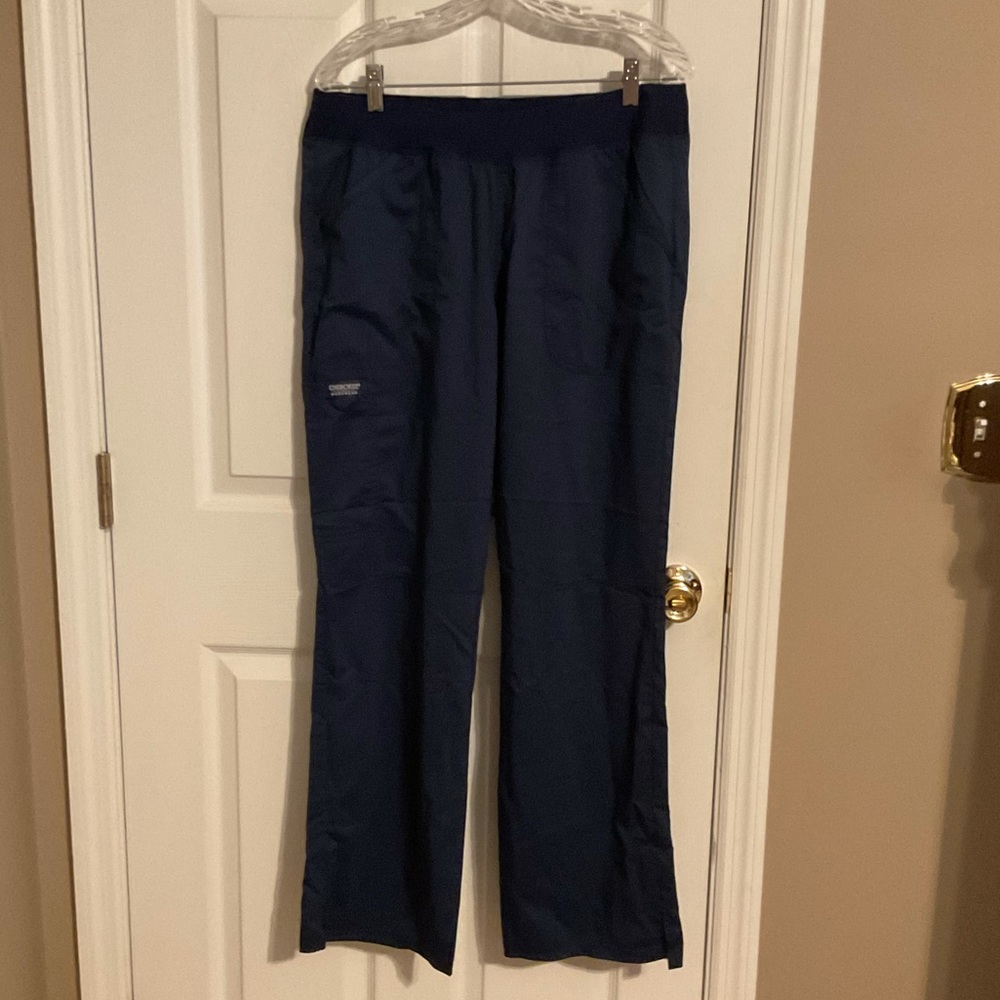 Ladies size medium navy Cherokee uniform pants